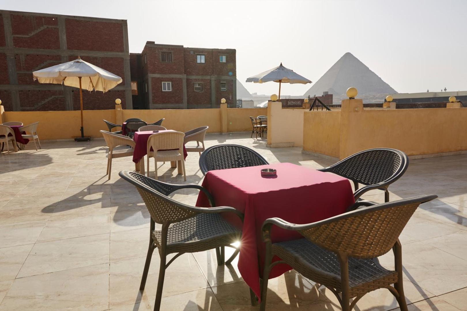Grand Pyramid View Hotel Kafret el-Gabal Zewnętrze zdjęcie