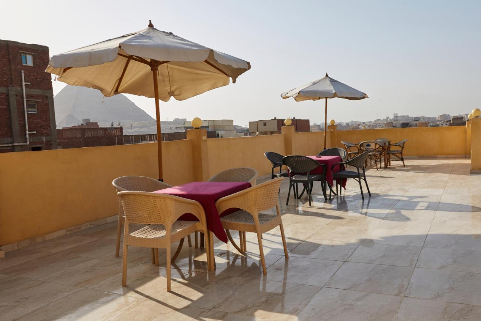 Grand Pyramid View Hotel Kafret el-Gabal Zewnętrze zdjęcie
