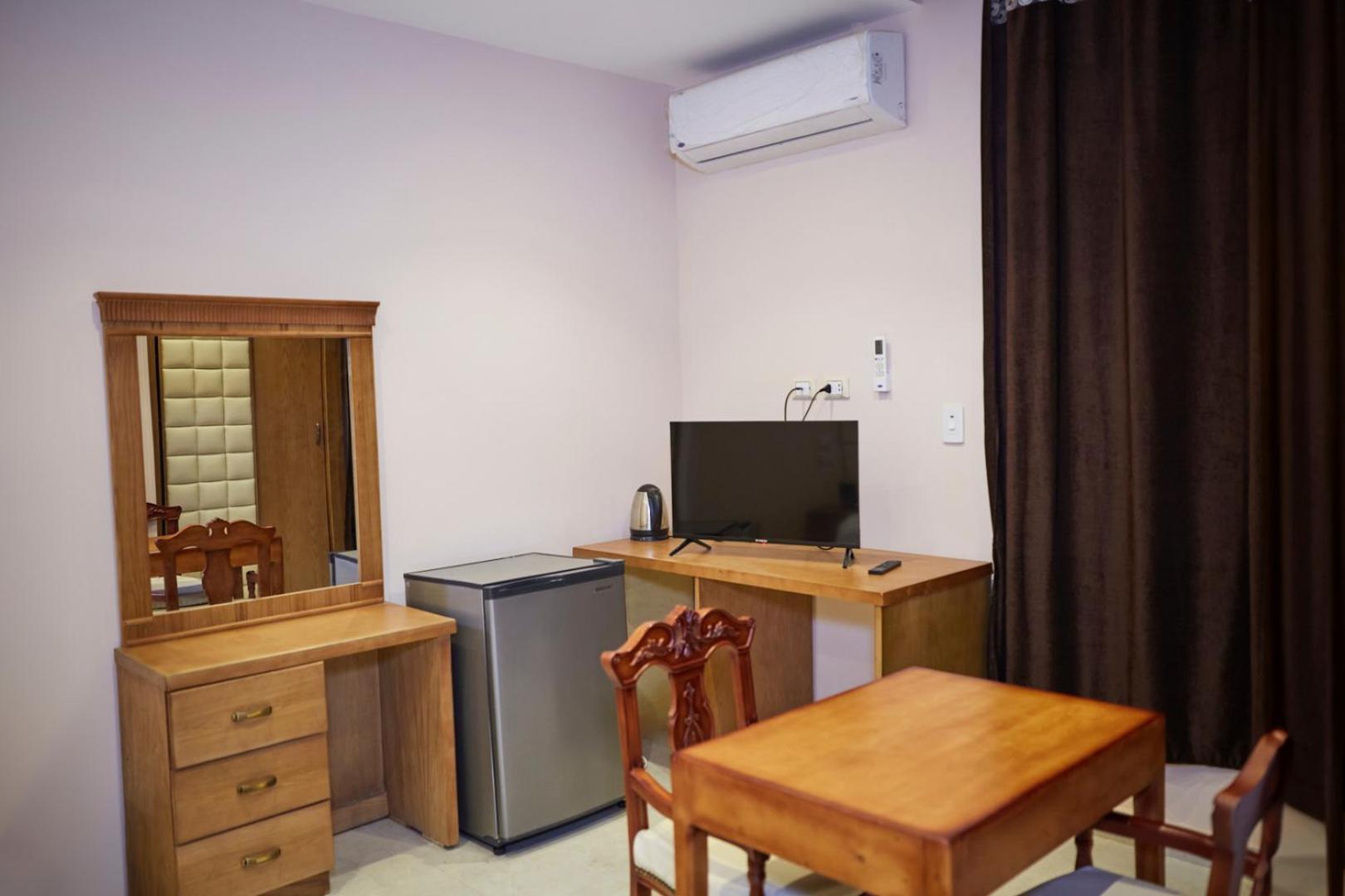 Grand Pyramid View Hotel Kafret el-Gabal Zewnętrze zdjęcie