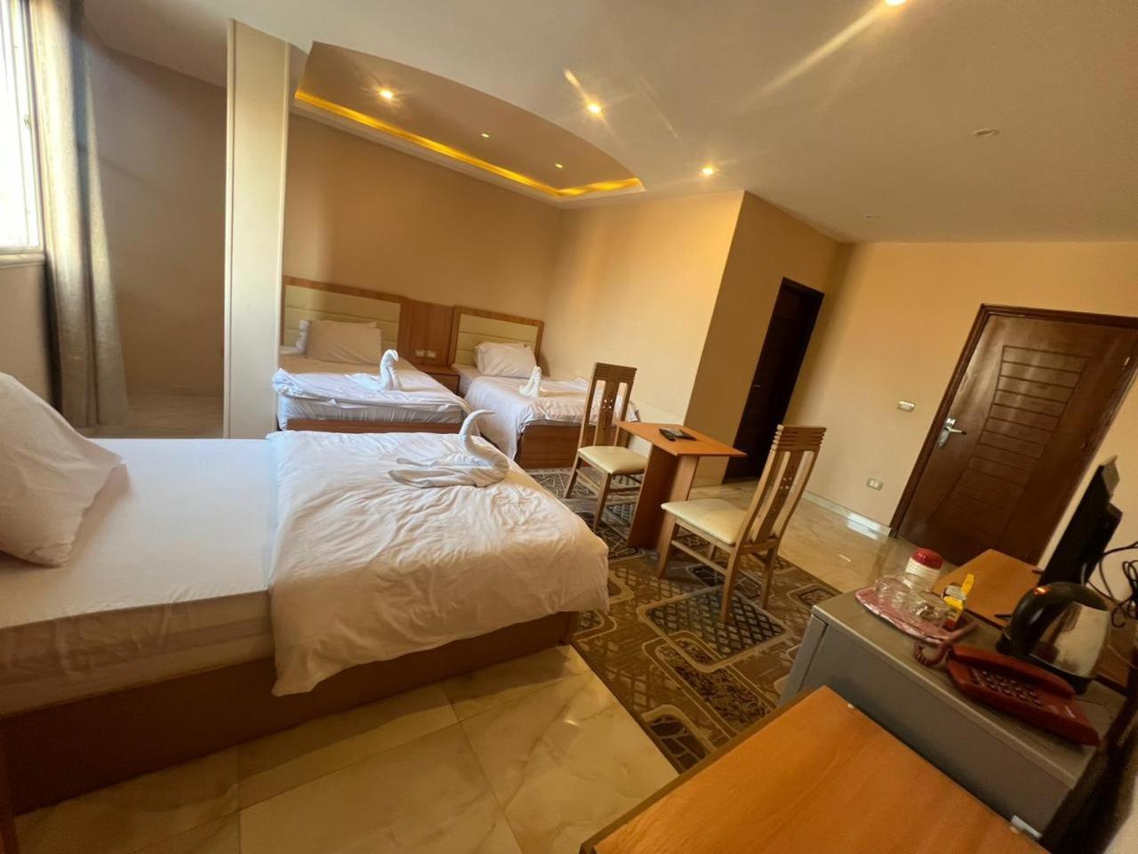 Grand Pyramid View Hotel Kafret el-Gabal Zewnętrze zdjęcie