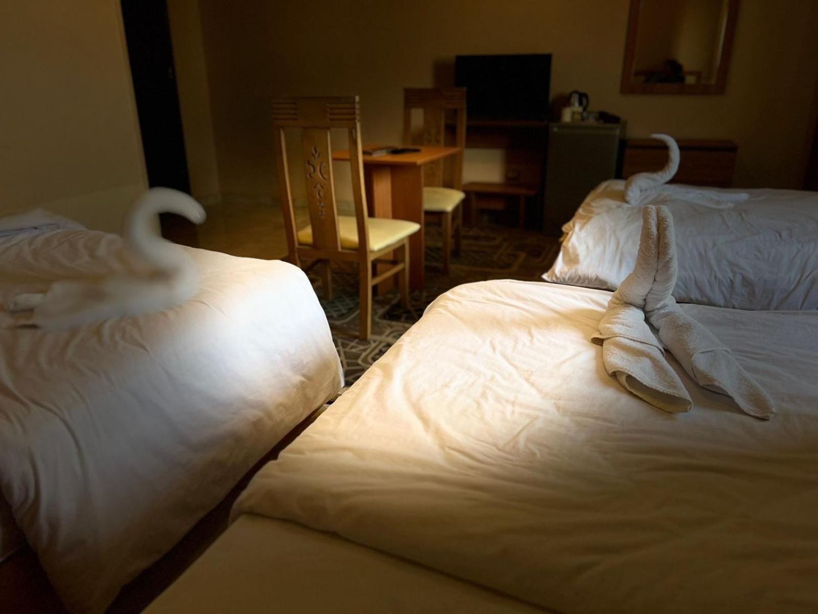 Grand Pyramid View Hotel Kafret el-Gabal Zewnętrze zdjęcie